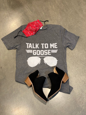 Talk to Me Goose T-shirt in Grey